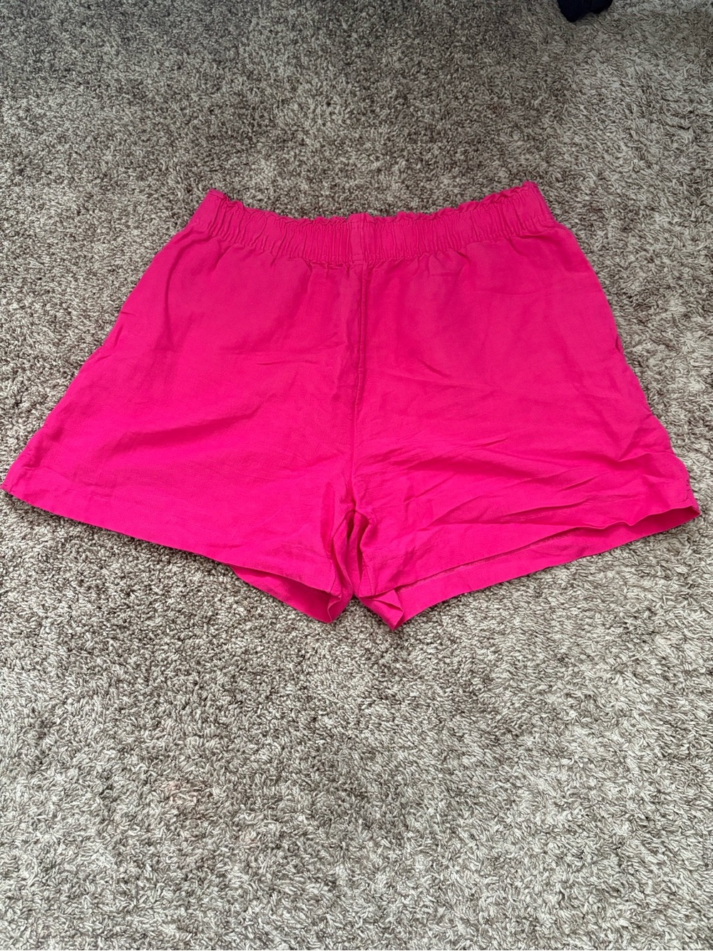 H&M  Hot Pink Elastic Shorts,used in good condition size Medium.